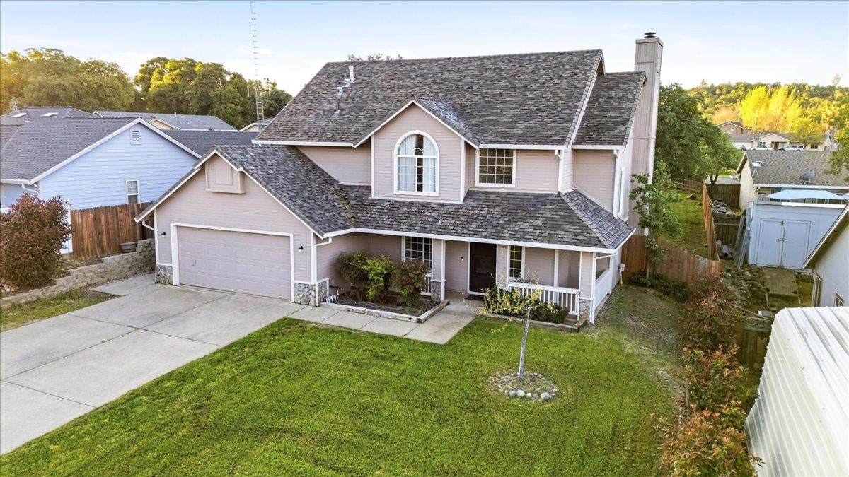 8205 Platinum Circle - Photo 1