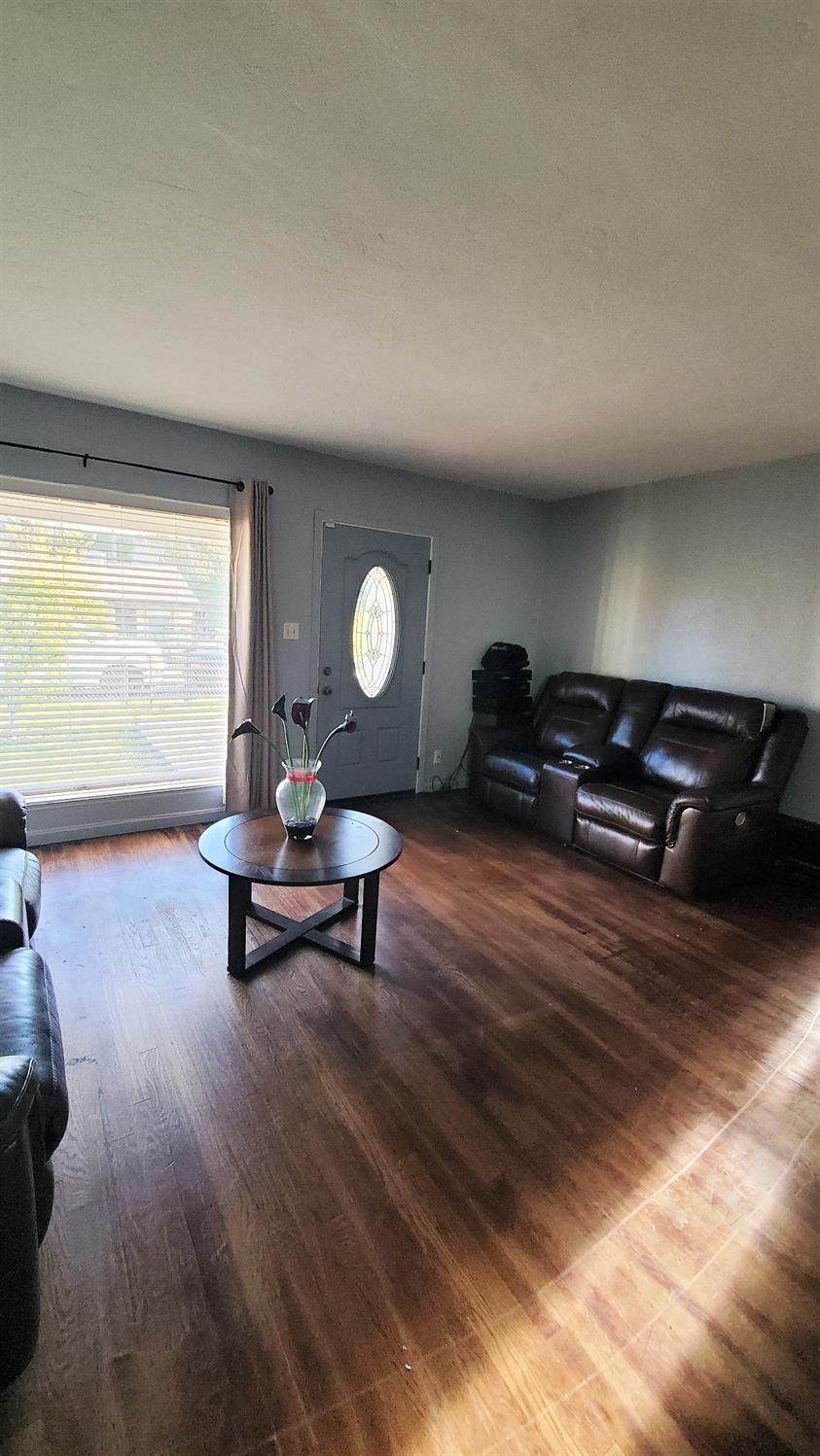 https://bt-photos.global.ssl.fastly.net/sacramento/orig_boomver_1_561049716-2.jpg