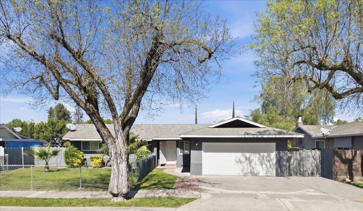 209 Tokay Avenue - Photo 1