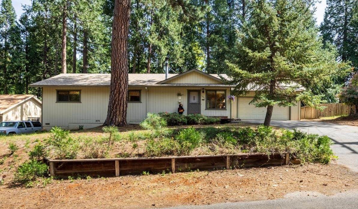 4838 Golden Street - Photo 1