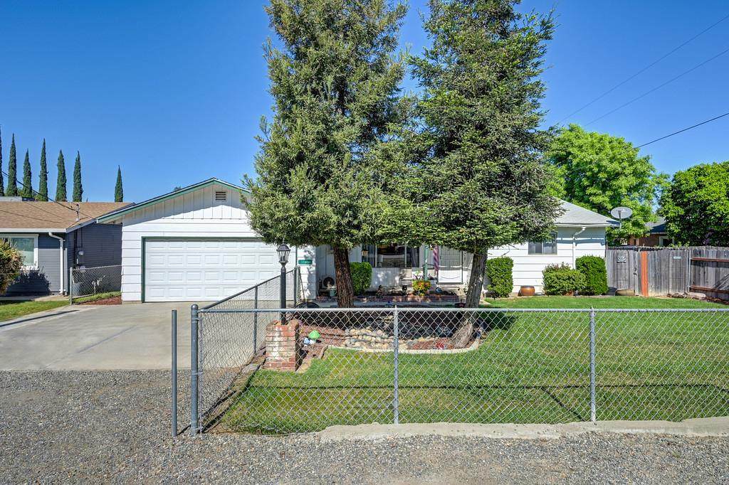 1195 Grand Avenue - Photo 1