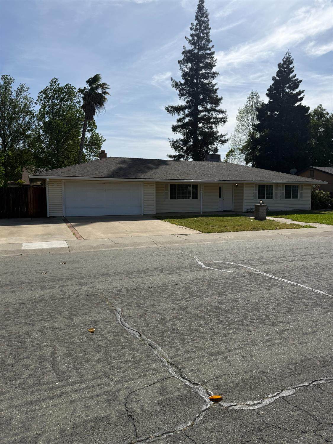 https://bt-photos.global.ssl.fastly.net/sacramento/orig_boomver_1_561062291-2.jpg