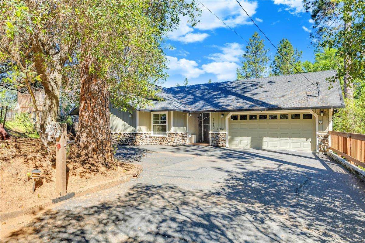 12857 Mueller Drive - Photo 1