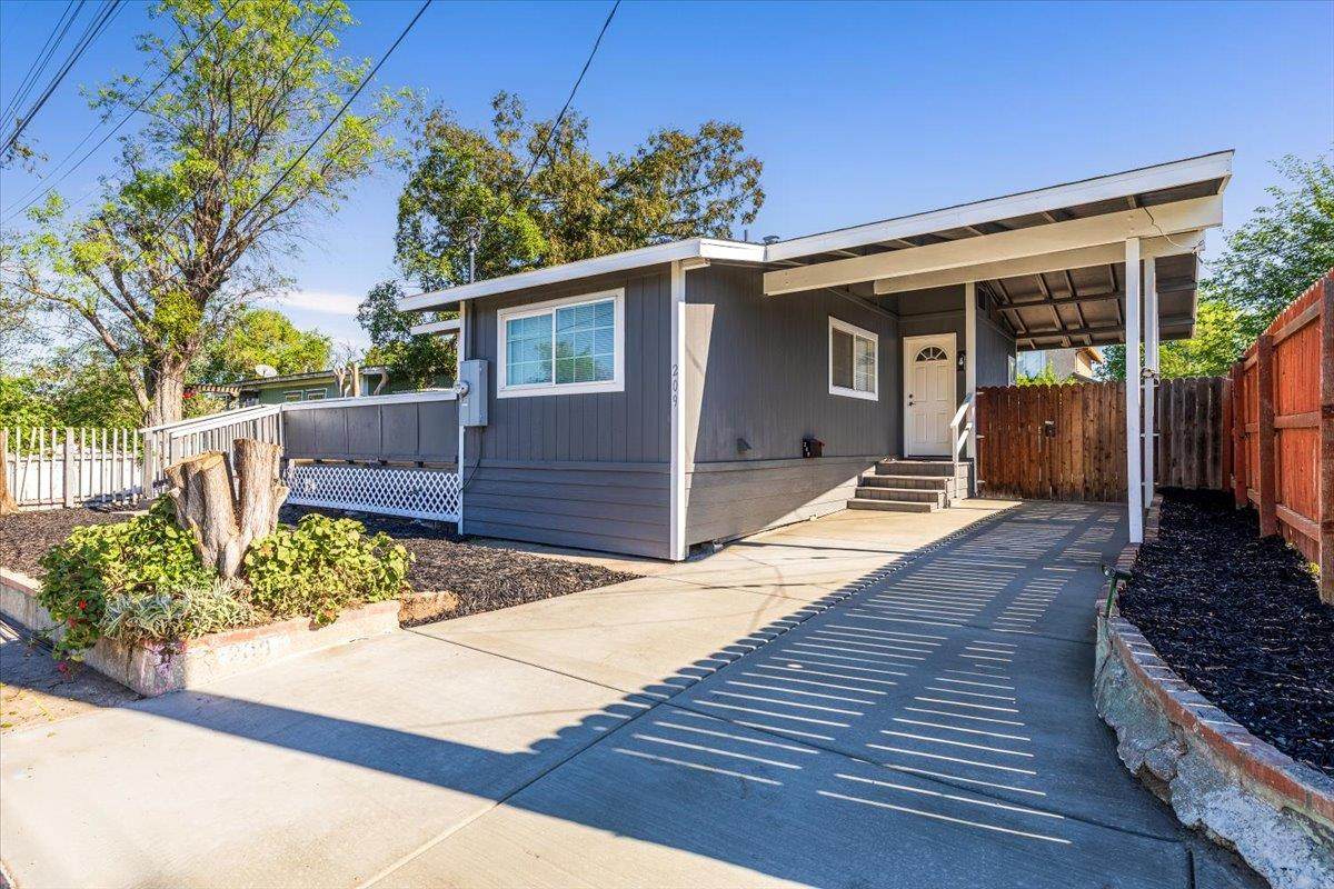 https://bt-photos.global.ssl.fastly.net/sacramento/orig_boomver_1_561062797-2.jpg