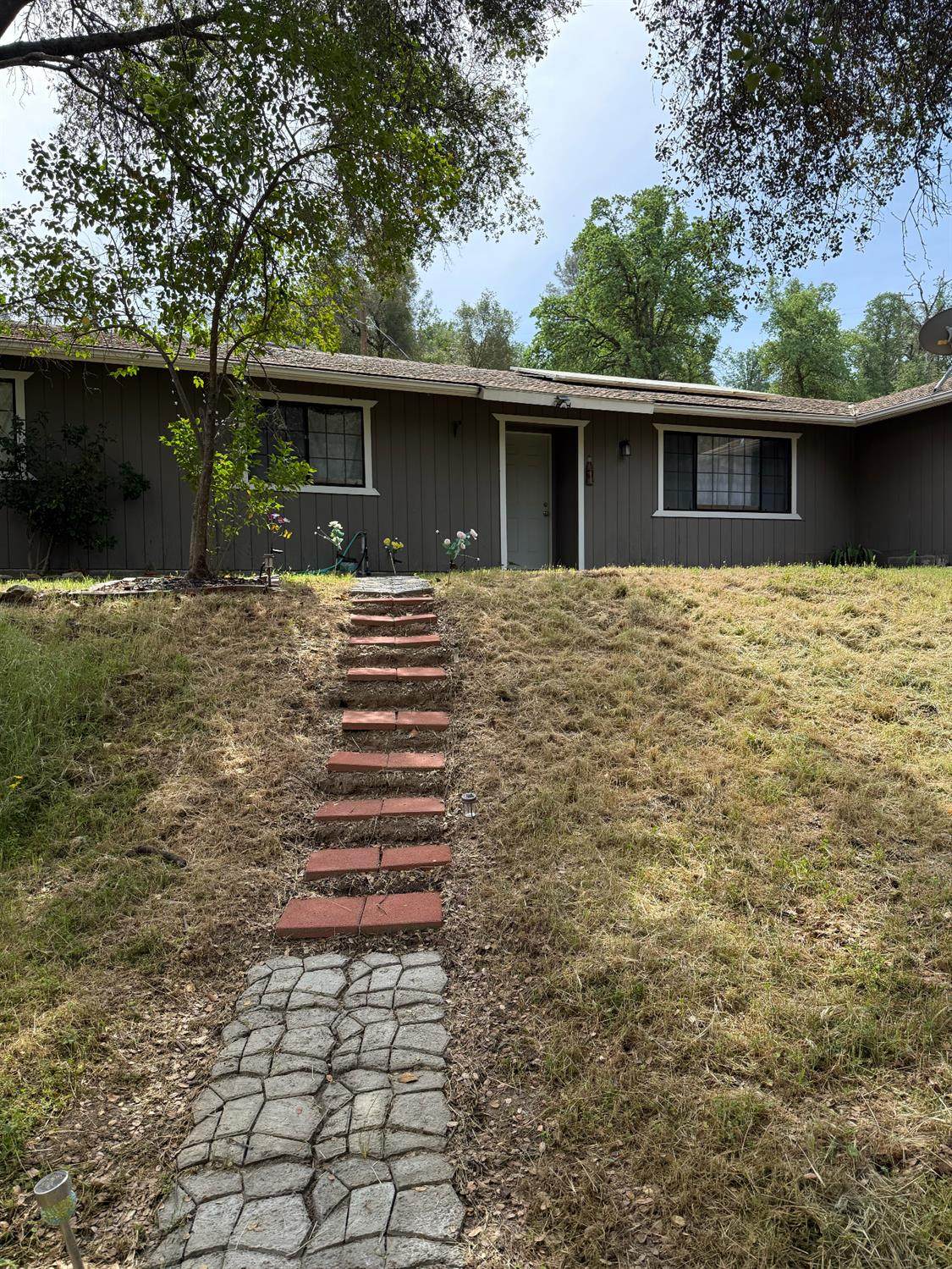 https://bt-photos.global.ssl.fastly.net/sacramento/orig_boomver_1_561063257-2.jpg