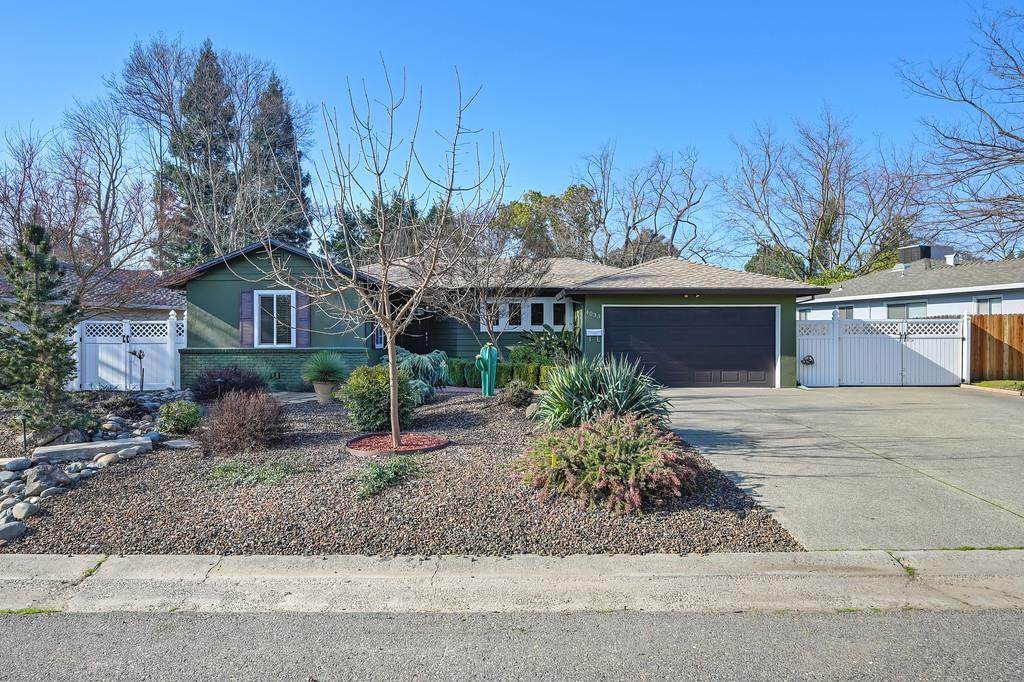 4033 Cayente Way - Photo 1