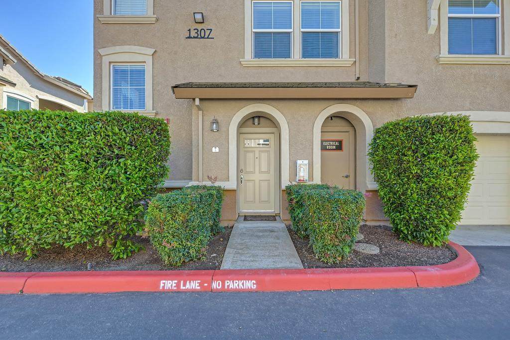 https://bt-photos.global.ssl.fastly.net/sacramento/orig_boomver_1_561065487-2.jpg