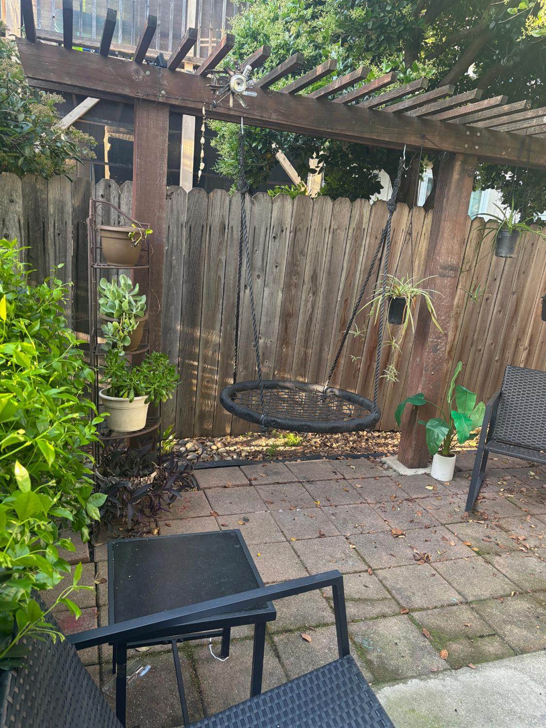 https://bt-photos.global.ssl.fastly.net/sacramento/orig_boomver_1_561068568-2.jpg