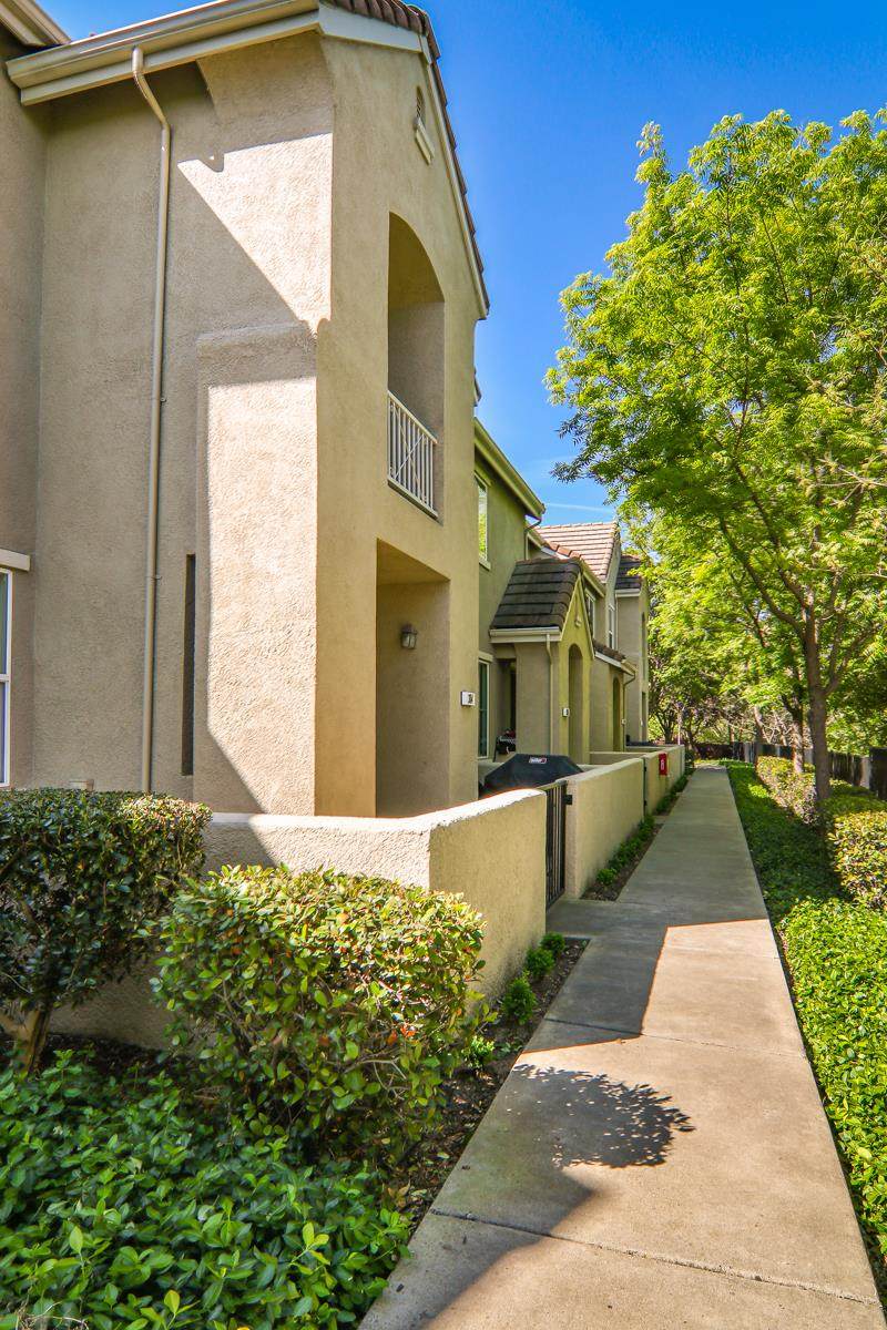 https://bt-photos.global.ssl.fastly.net/sacramento/1280_boomver_1_561068700-2.jpg