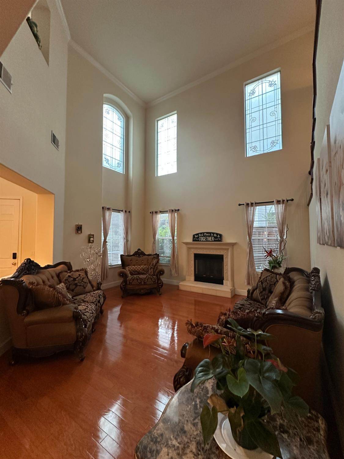 https://bt-photos.global.ssl.fastly.net/sacramento/1280_boomver_1_561070489-2.jpg