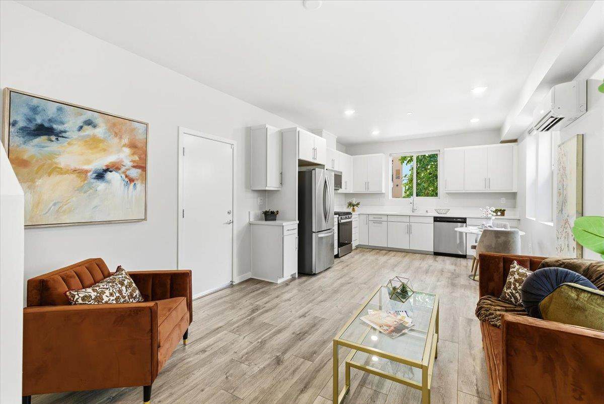 170 Box Lane - Photo 1