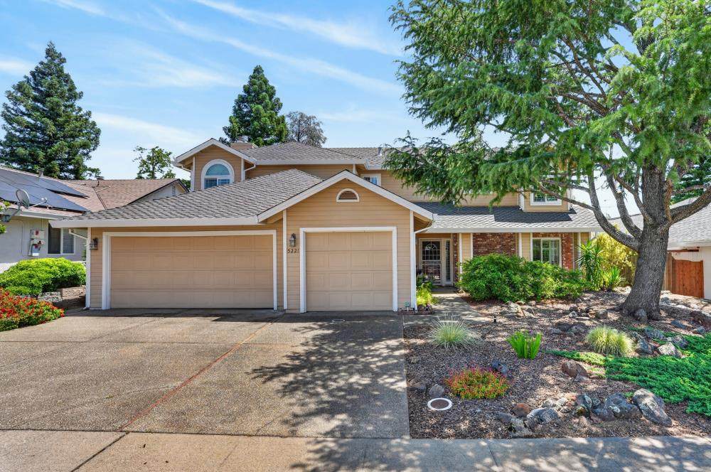 5221 Fairway Court - Photo 1