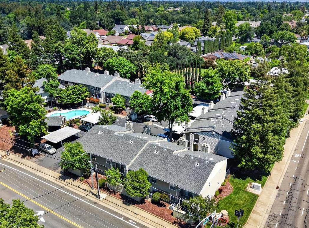 7121 Stella Lane - Photo 1