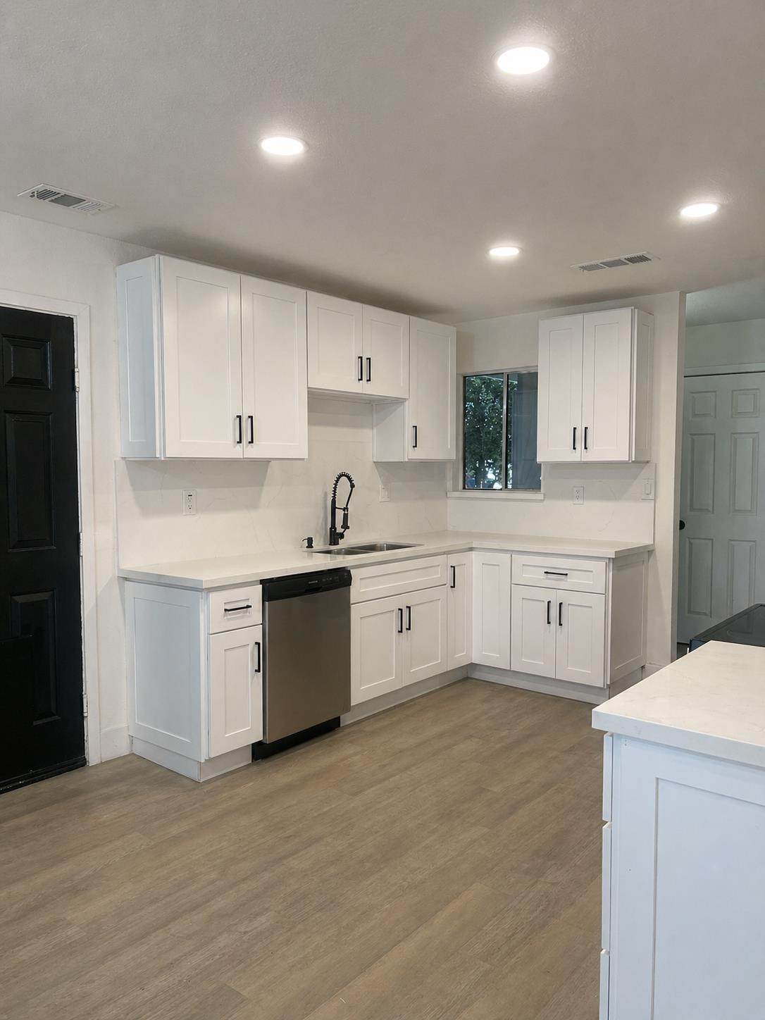 https://bt-photos.global.ssl.fastly.net/sacramento/orig_boomver_1_561095214-2.jpg