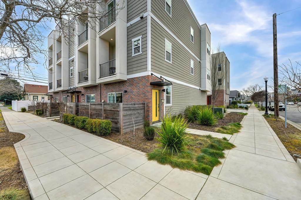https://bt-photos.global.ssl.fastly.net/sacramento/orig_boomver_1_561097097-2.jpg