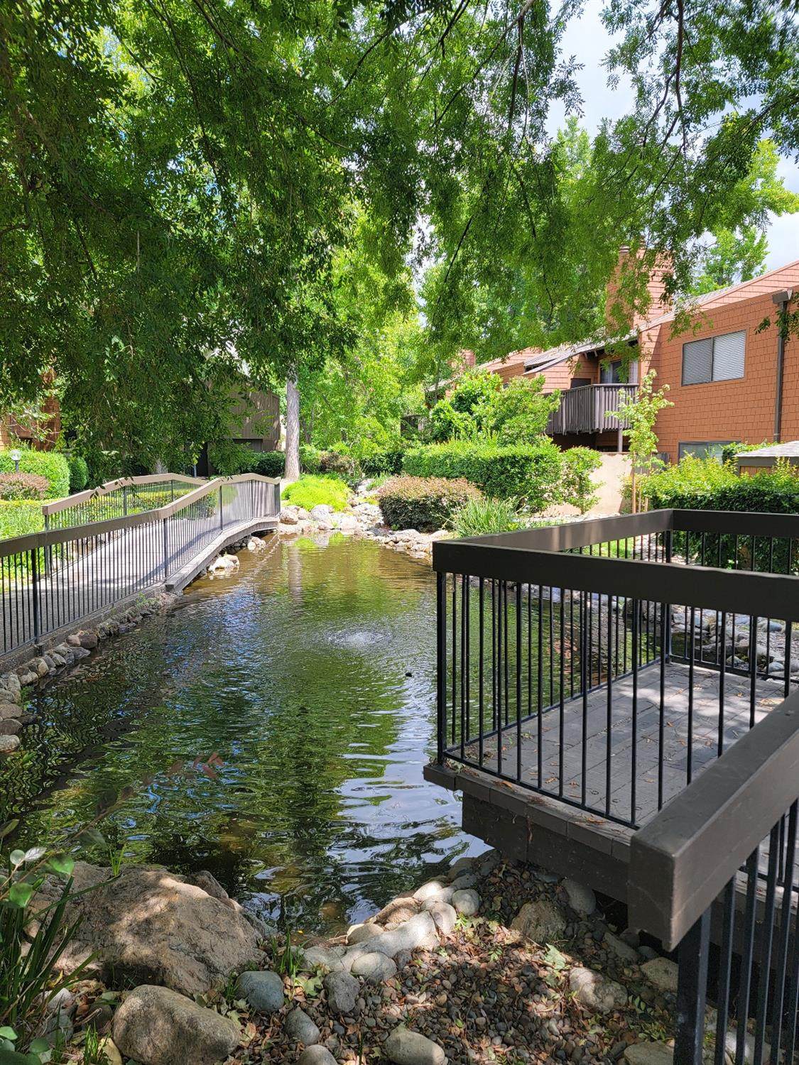 https://bt-photos.global.ssl.fastly.net/sacramento/1280_boomver_1_561103120-2.jpg
