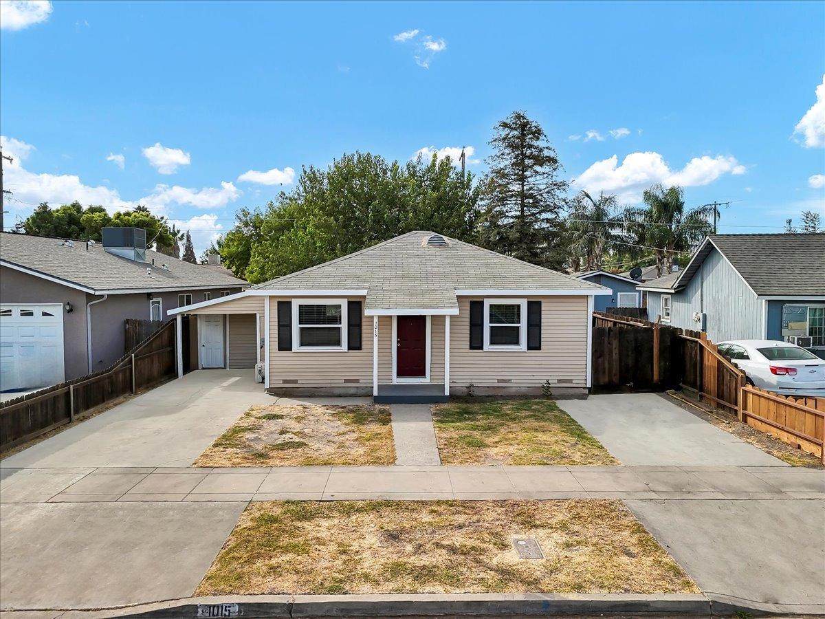 1015 Hall Avenue - Photo 1
