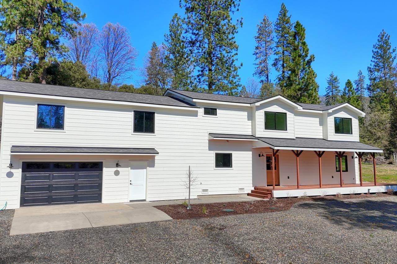 3181 Triangle Park Road - Photo 1