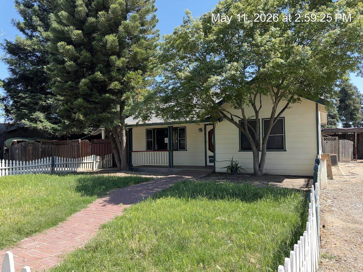 916 Elm Avenue - Photo 1