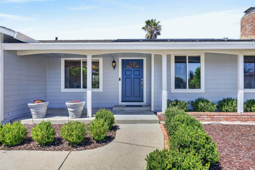 5016 Olive Oak Way - Photo 1