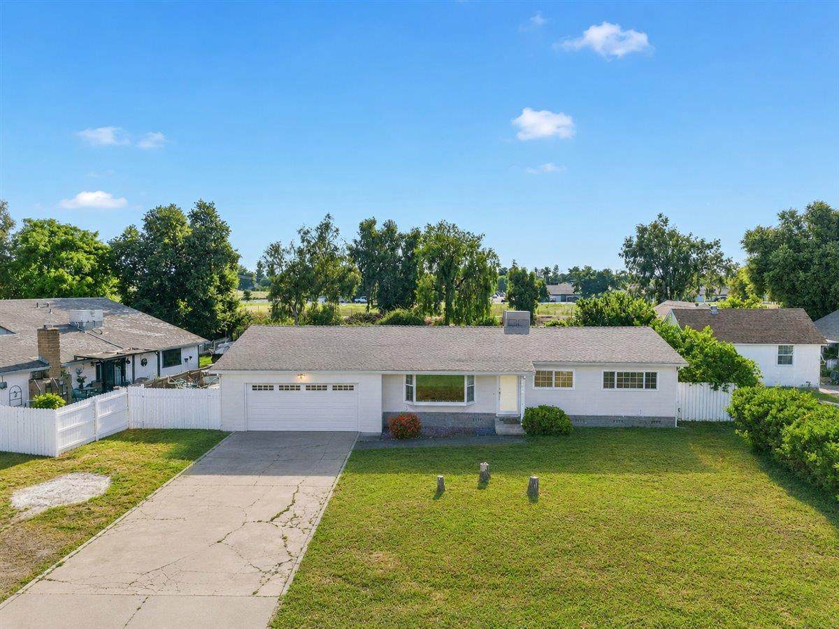 603 Lincoln Way - Photo 1