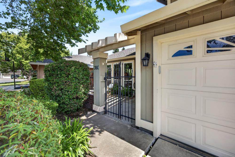 https://bt-photos.global.ssl.fastly.net/sacramento/orig_boomver_1_561170410-2.jpg
