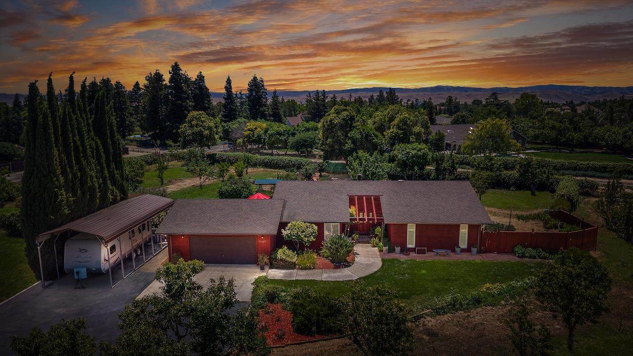 https://bt-photos.global.ssl.fastly.net/sacramento/orig_boomver_1_561170563-2.jpg