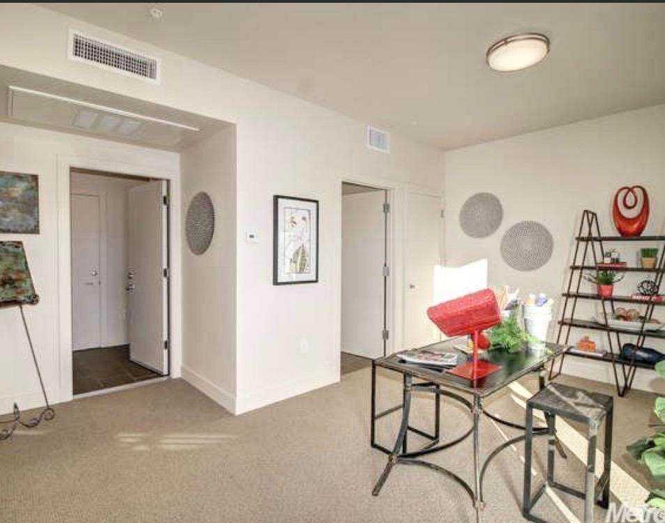https://bt-photos.global.ssl.fastly.net/sacramento/orig_boomver_1_561170971-2.jpg
