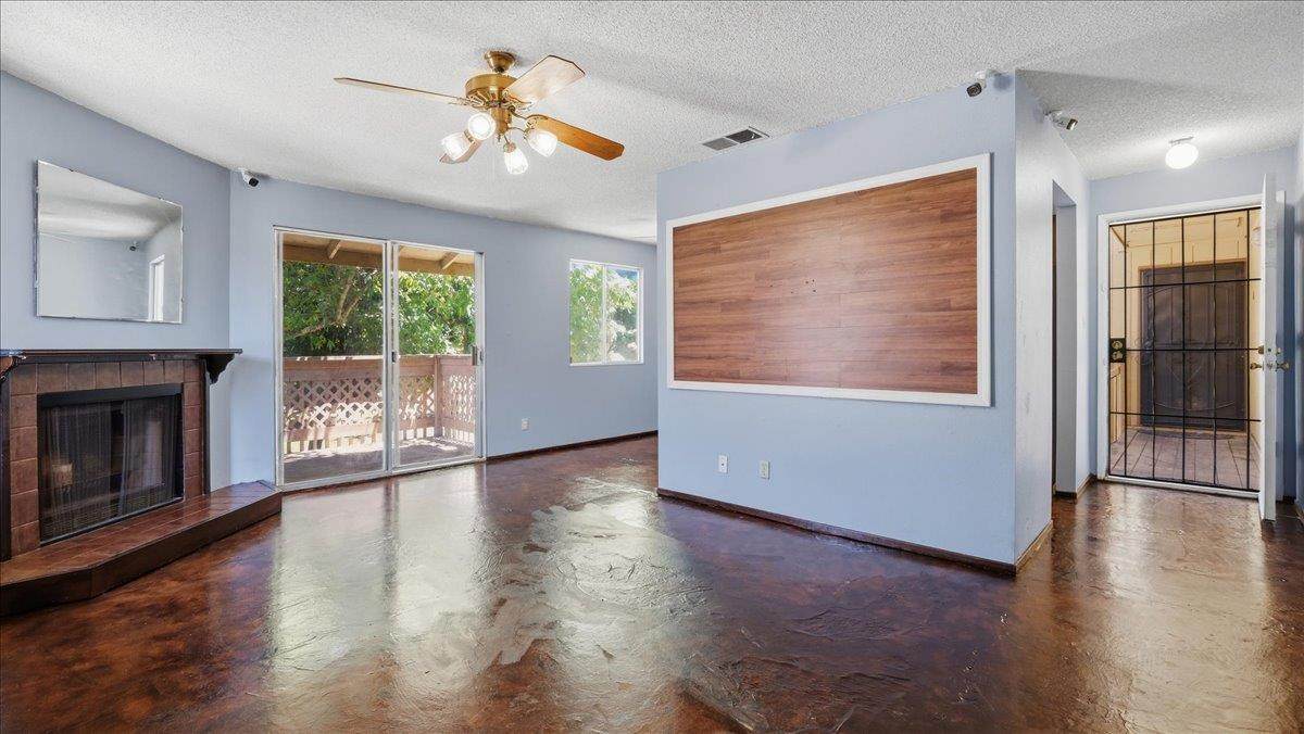 https://bt-photos.global.ssl.fastly.net/sacramento/orig_boomver_1_561174638-2.jpg