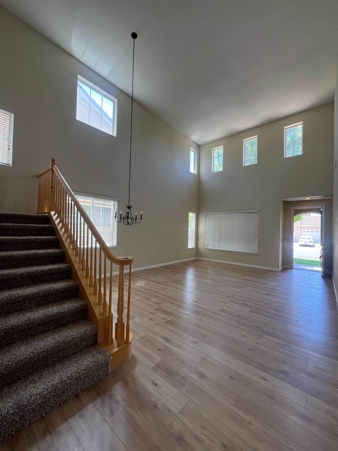 https://bt-photos.global.ssl.fastly.net/sacramento/orig_boomver_1_561176074-2.jpg