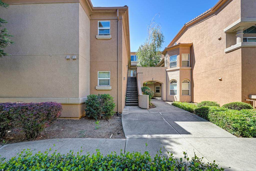 https://bt-photos.global.ssl.fastly.net/sacramento/orig_boomver_1_561181488-2.jpg