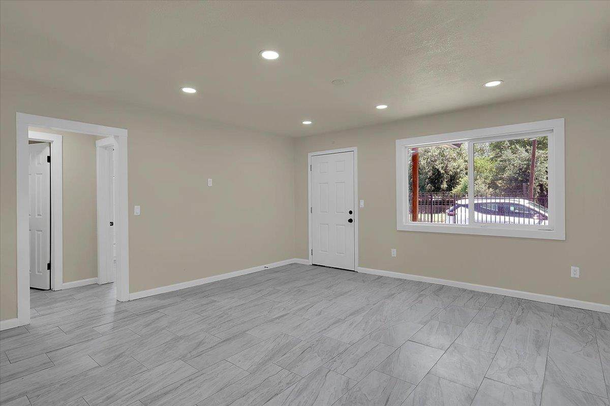 https://bt-photos.global.ssl.fastly.net/sacramento/orig_boomver_1_561181918-2.jpg