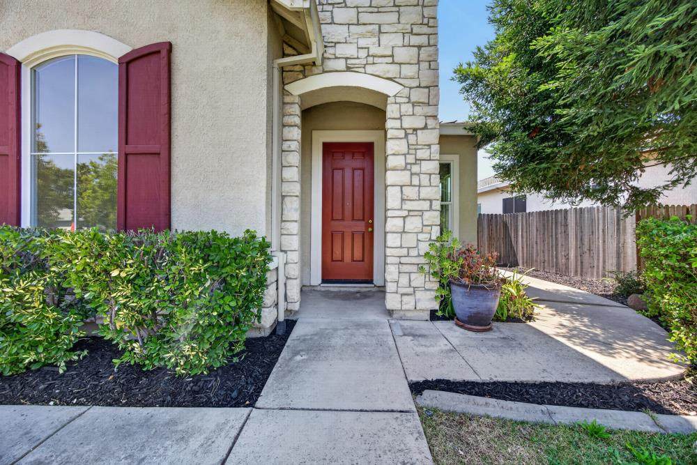 https://bt-photos.global.ssl.fastly.net/sacramento/orig_boomver_1_561185557-2.jpg