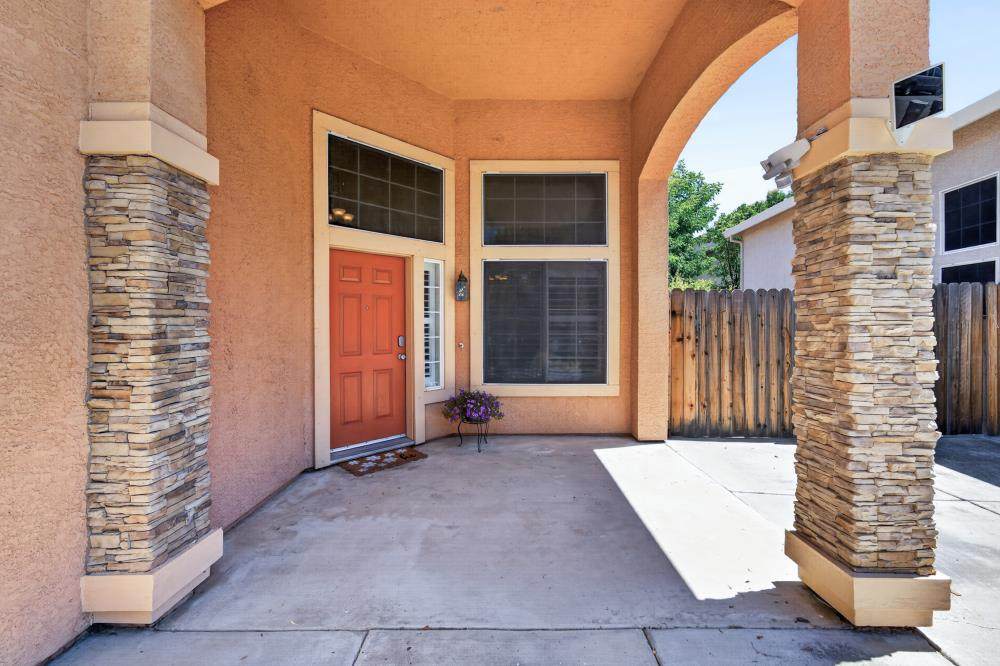 https://bt-photos.global.ssl.fastly.net/sacramento/orig_boomver_1_561187283-2.jpg