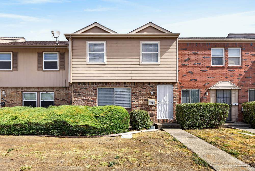 4221 Brookfield Drive - Photo 1