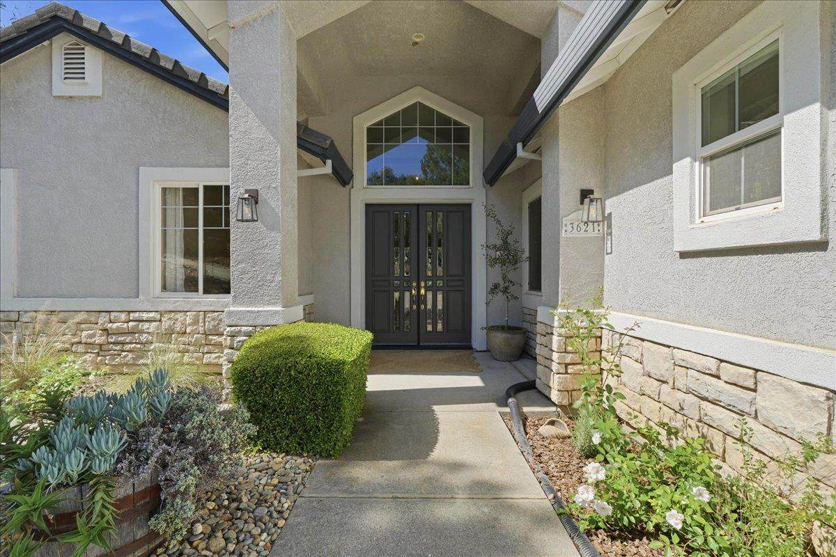 https://bt-photos.global.ssl.fastly.net/sacramento/orig_boomver_1_561187848-2.jpg
