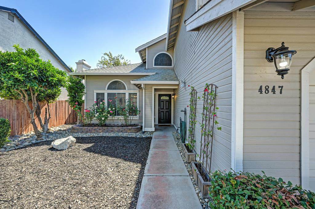 https://bt-photos.global.ssl.fastly.net/sacramento/orig_boomver_1_561187851-2.jpg