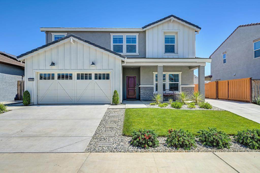1128 Cedar Drive - Photo 1