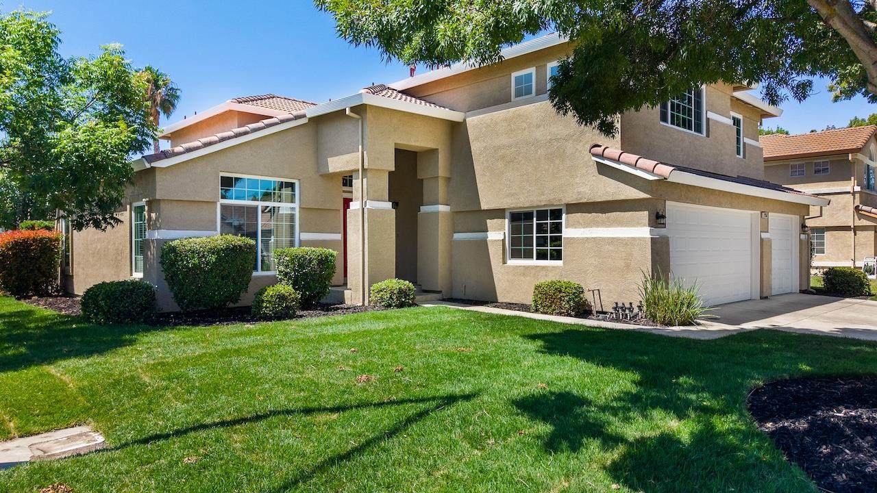 2050 Tracey Jean Drive - Photo 1