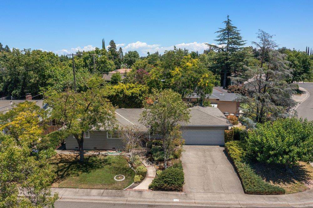 https://bt-photos.global.ssl.fastly.net/sacramento/orig_boomver_1_561188493-2.jpg