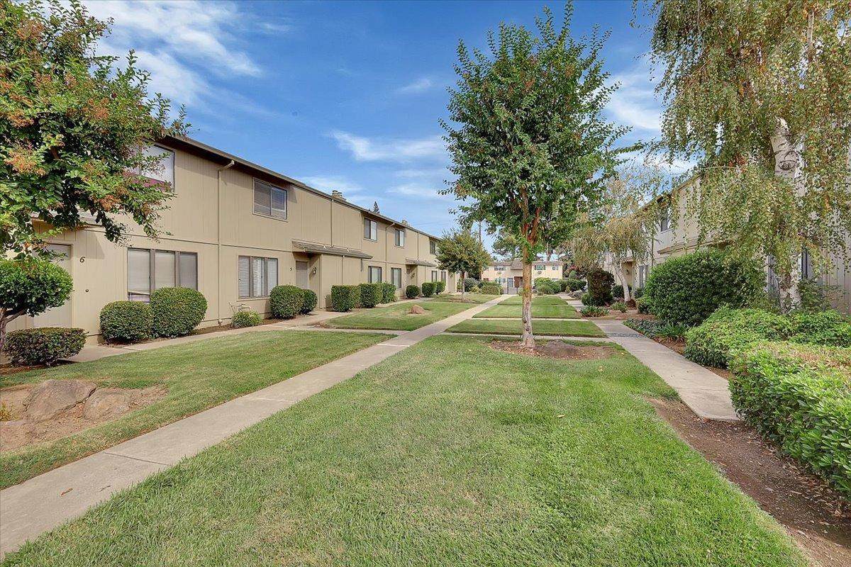 1255 Lincoln - Photo 1