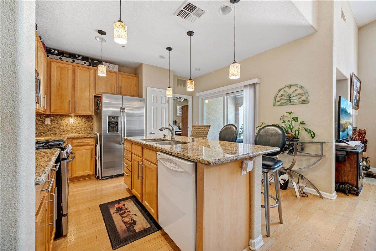2090 Sierra View Circle - Photo 1