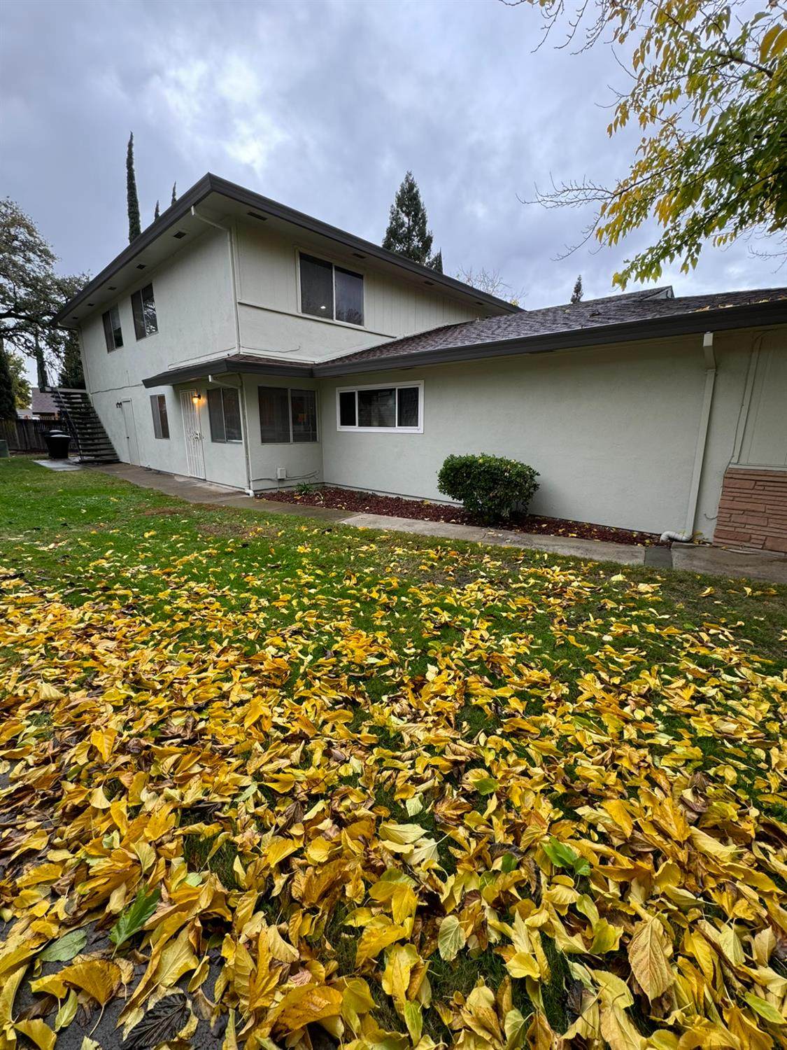 225 Mahan Court - Photo 1