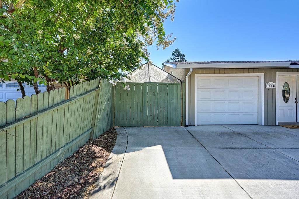 https://bt-photos.global.ssl.fastly.net/sacramento/orig_boomver_1_561197542-2.jpg