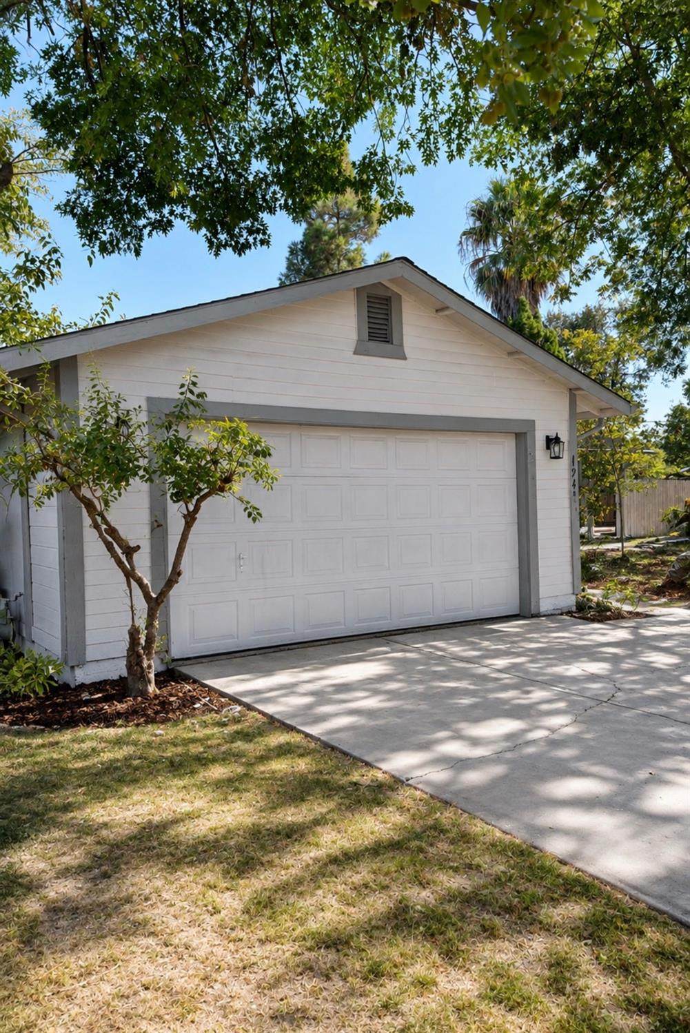 https://bt-photos.global.ssl.fastly.net/sacramento/orig_boomver_1_561199773-2.jpg