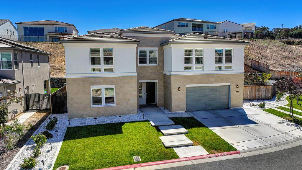 5085 Glacier Peak Drive - Photo 1
