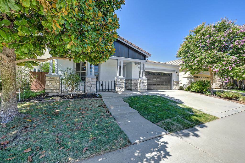 https://bt-photos.global.ssl.fastly.net/sacramento/orig_boomver_1_561200802-2.jpg