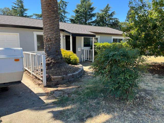 7340 Grand Oaks Boulevard - Photo 1