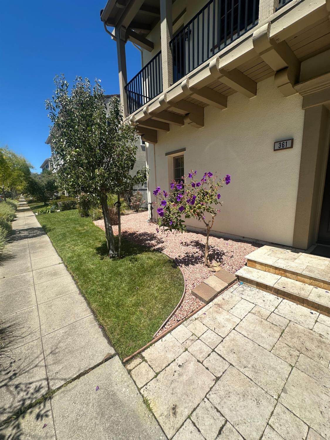 https://bt-photos.global.ssl.fastly.net/sacramento/orig_boomver_1_561201602-2.jpg