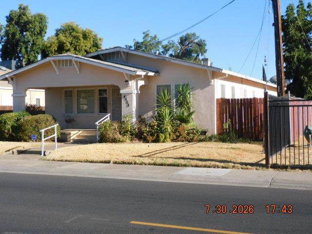 https://bt-photos.global.ssl.fastly.net/sacramento/orig_boomver_1_561202193-2.jpg